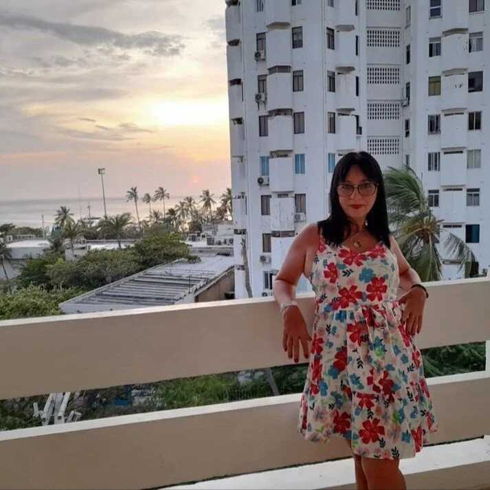 fiorella_foxxx — FansOnlyX creator profile