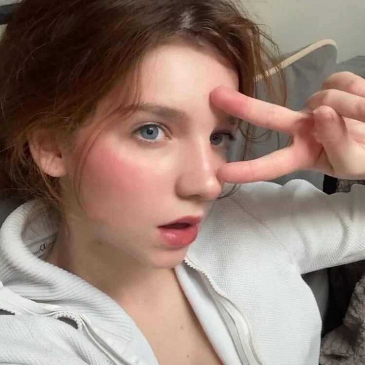 Kissme_Kira — FansOnlyX creator profile