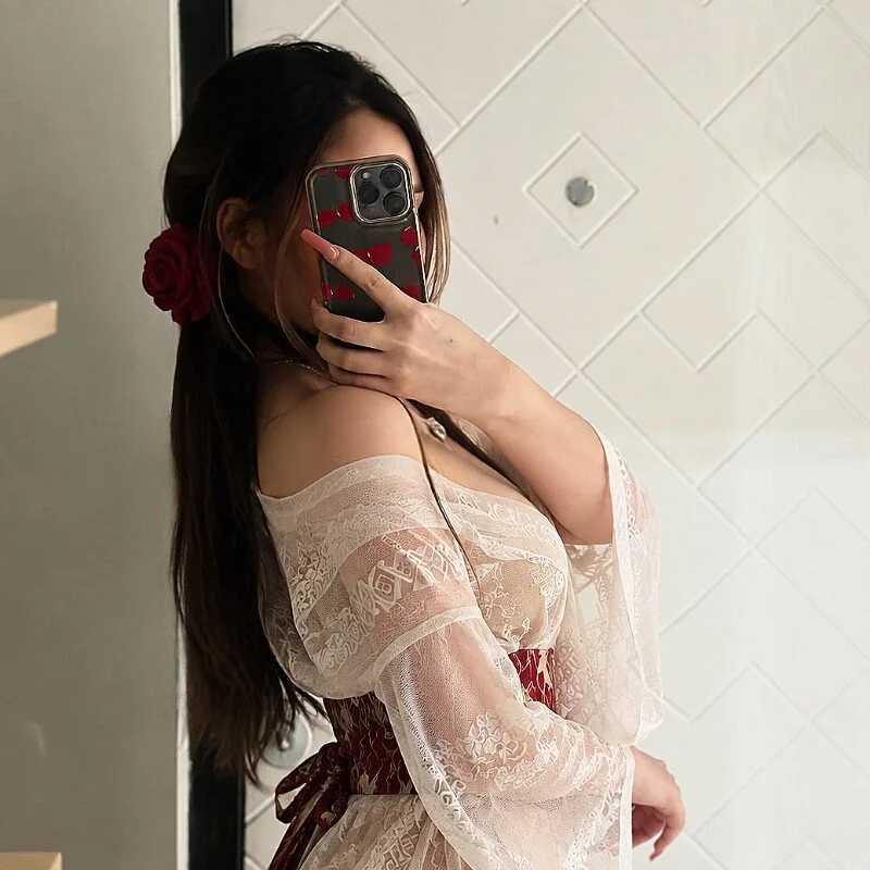 Cherrypie_001 — FansOnlyX creator profile