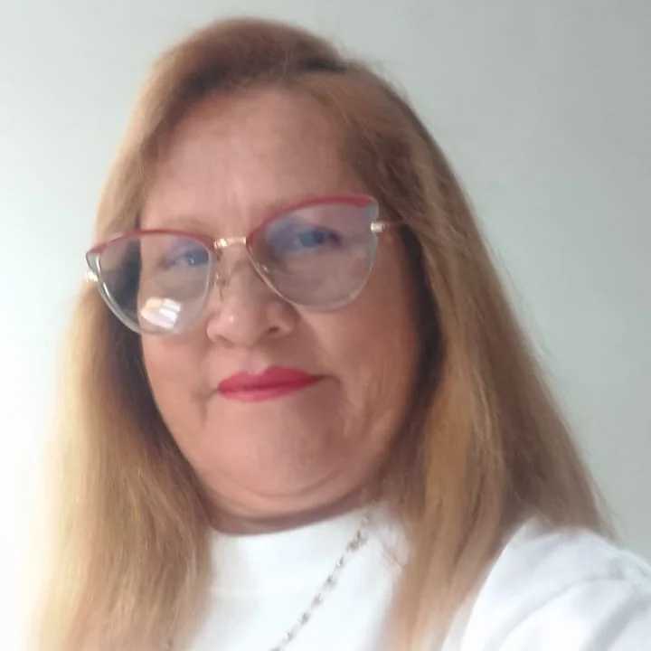 esmeraldaladys — FansOnlyX creator profile