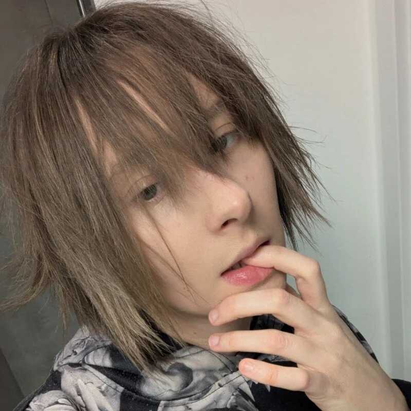 mothkink — FansOnlyX creator profile
