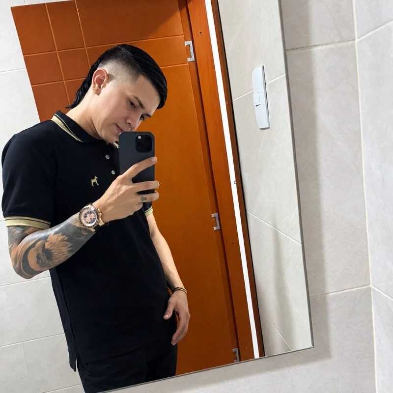 Damian_Benz — FansOnlyX creator profile