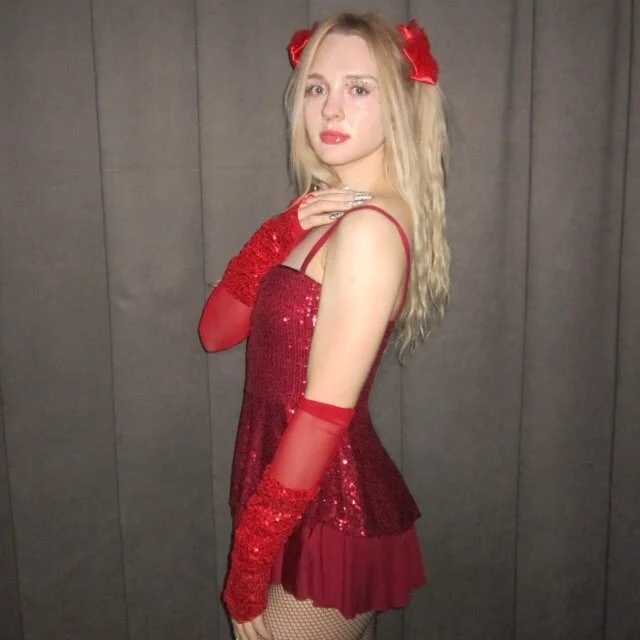 Aliceglass__ — FansOnlyX creator profile