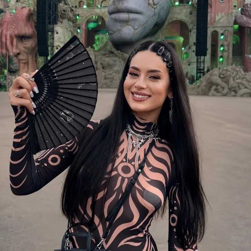 AmedeeaBanks — FansOnlyX creator profile