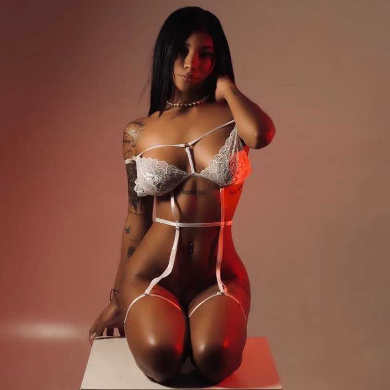 RachelAriass — FansOnlyX creator profile
