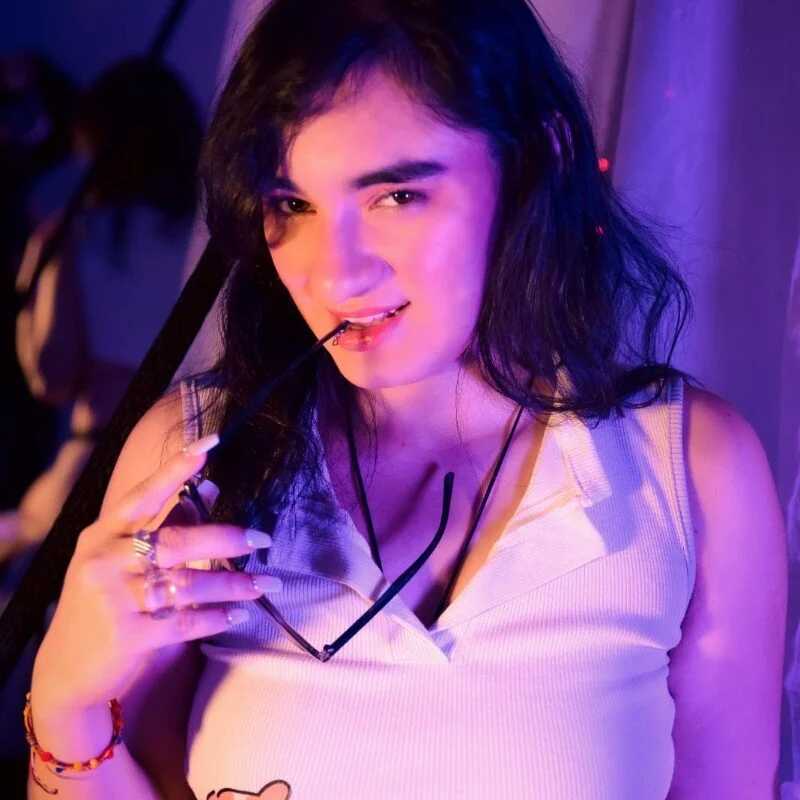 Ellaa_honey — FansOnlyX creator profile