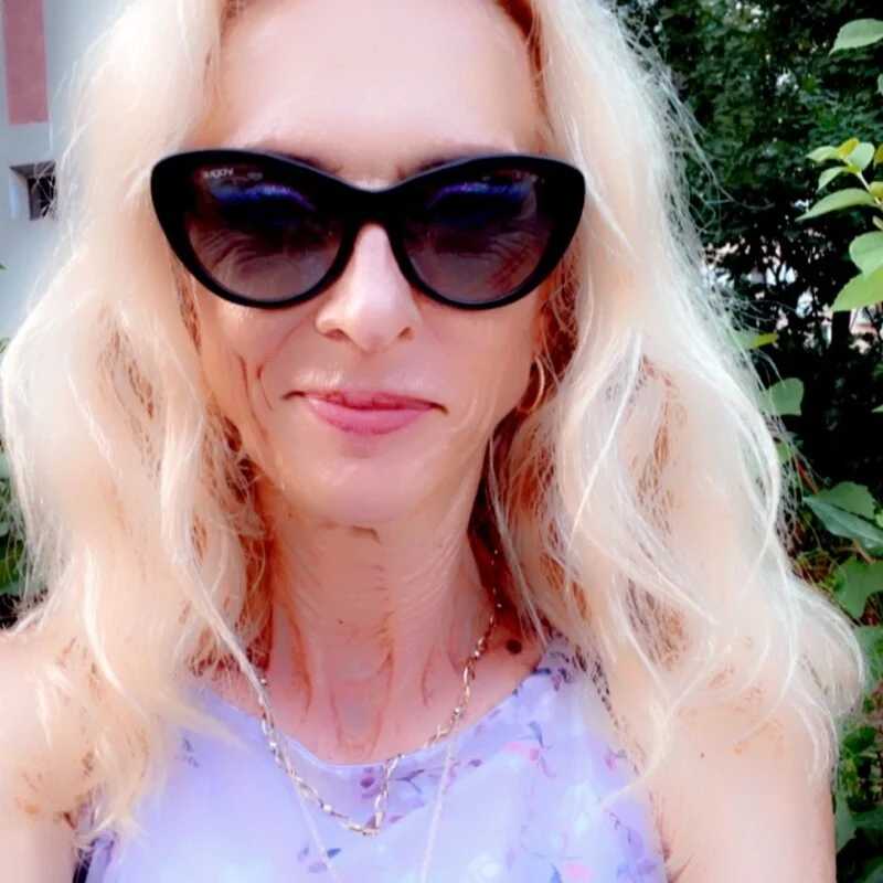 adella13 — FansOnlyX creator profile