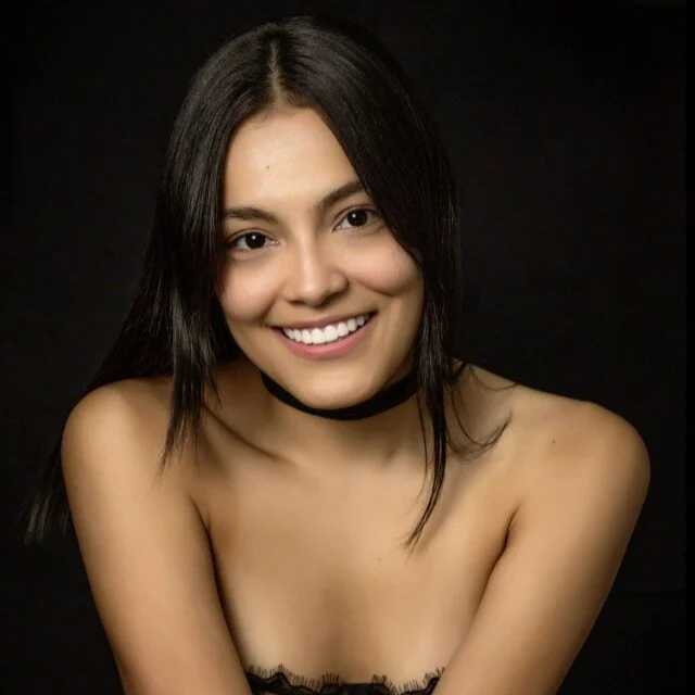 TIFFANYRUSSO — FansOnlyX creator profile