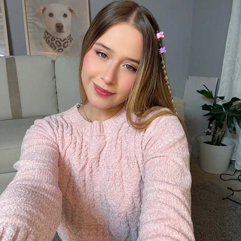 Ema-Vega — FansOnlyX creator profile