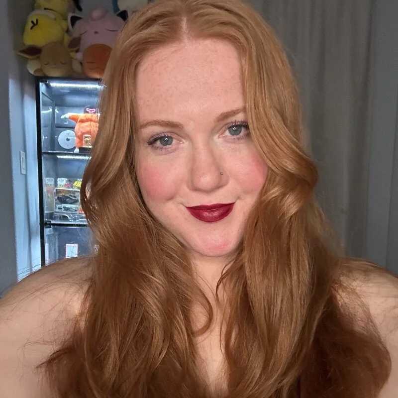 Scarlettredff — FansOnlyX creator profile