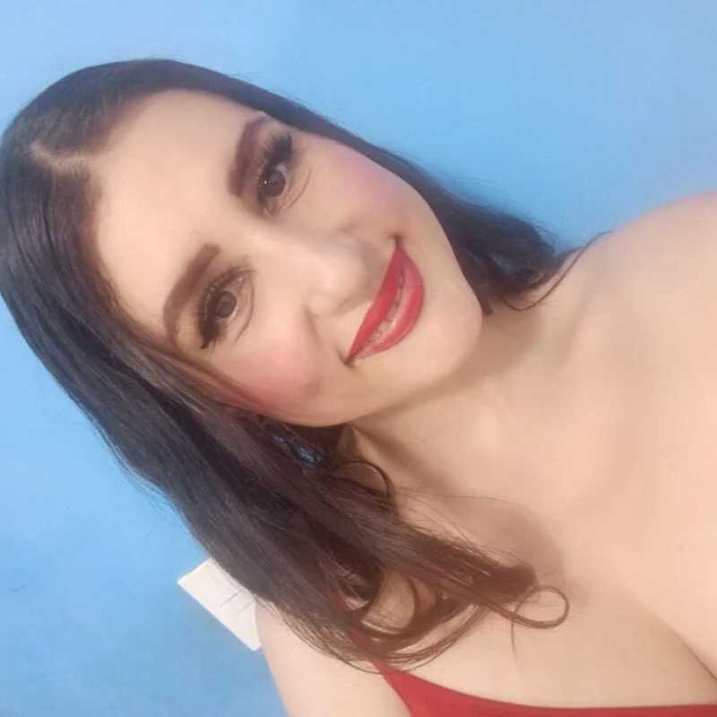 vanezasss — FansOnlyX creator profile