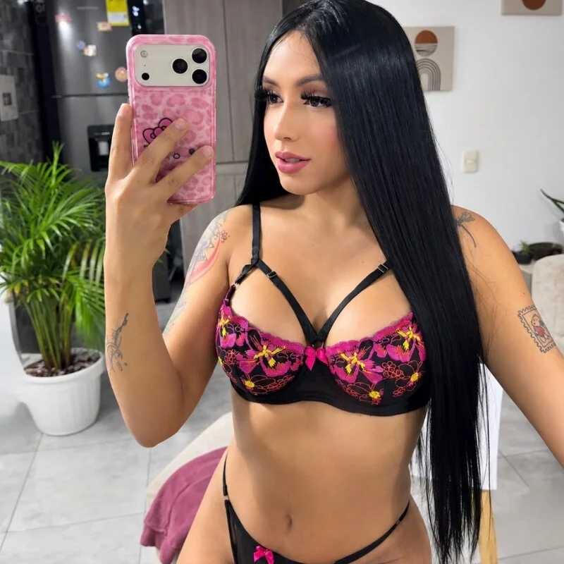Violet_Goddess1 — FansOnlyX creator profile