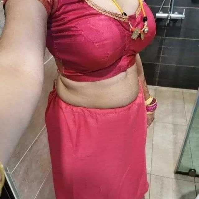 lavanya_tamil — FansOnlyX creator profile