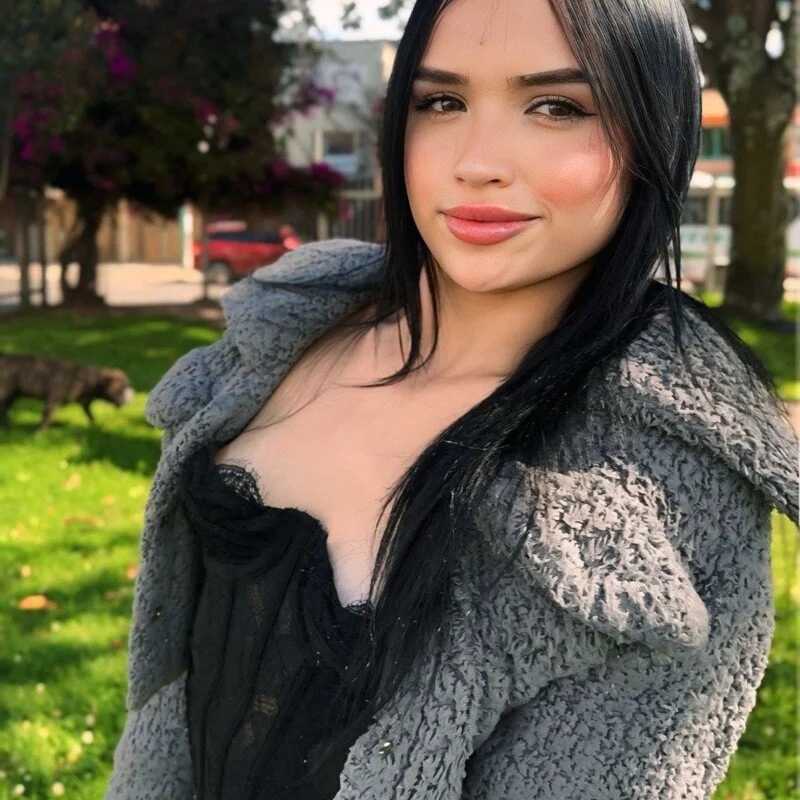 Sofii_maartinez — FansOnlyX creator profile