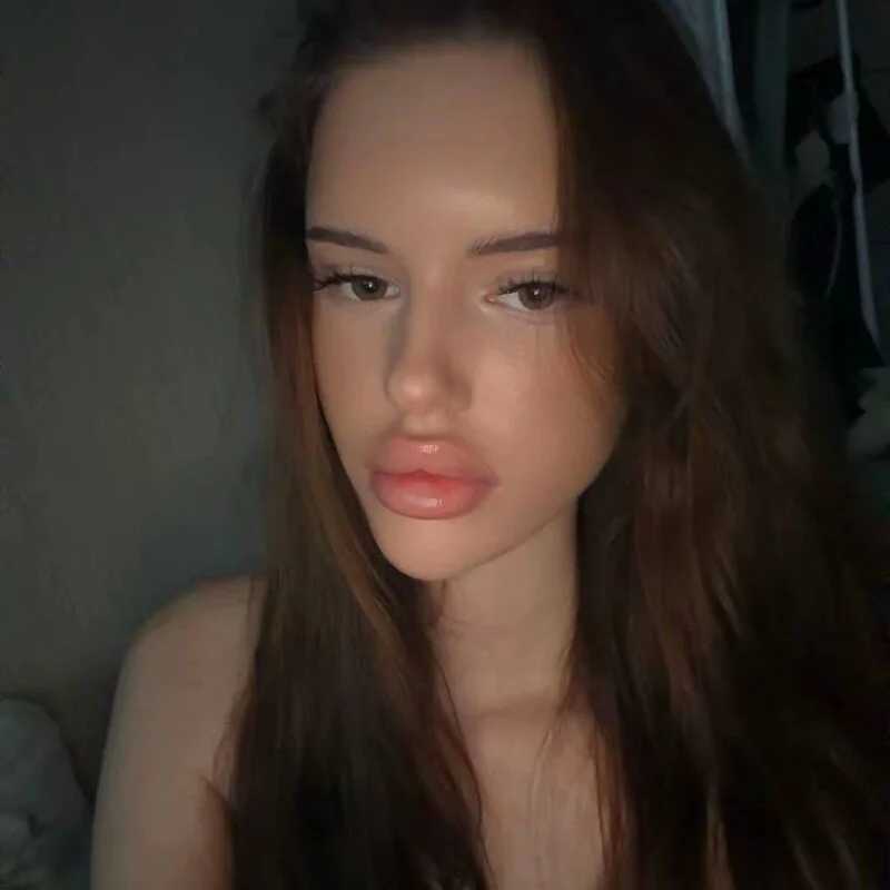lolanevada — FansOnlyX creator profile