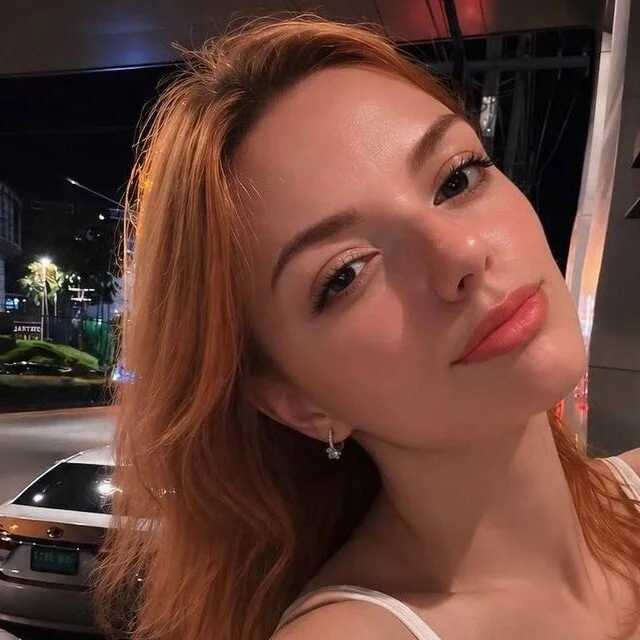 Selenachrome — FansOnlyX creator profile