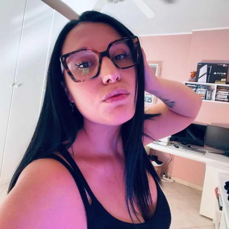 luanaxx99 — FansOnlyX creator profile