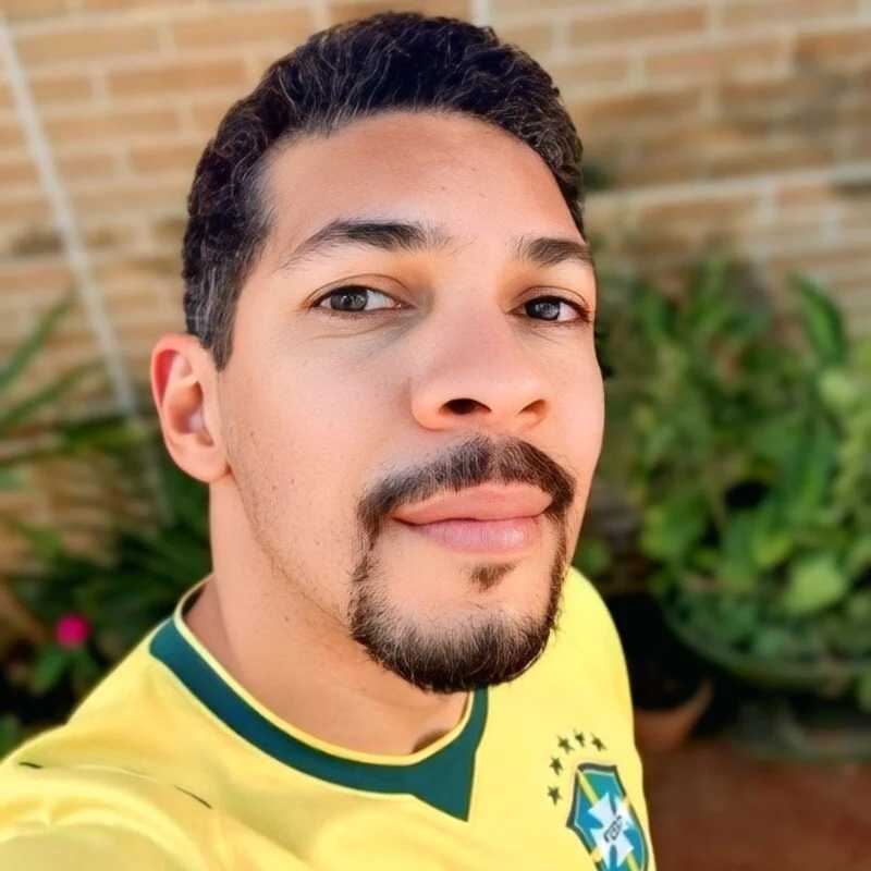 NOVINHO_REBELDE — FansOnlyX creator profile