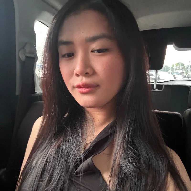 molly_lovergirl — FansOnlyX creator profile