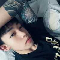 Similu-001 — FansOnlyX creator profile