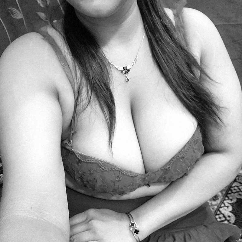 Pretty-Joya — FansOnlyX creator profile