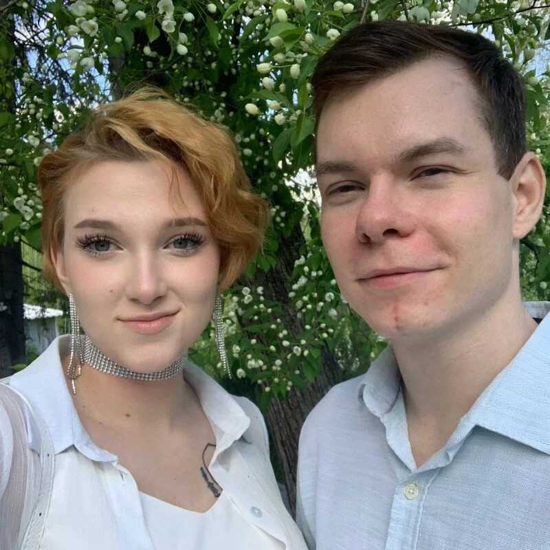 julielourens — FansOnlyX creator profile