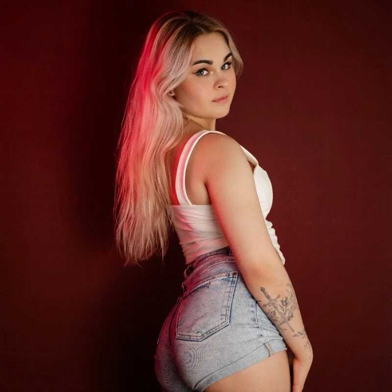 DaisySnow — FansOnlyX creator profile