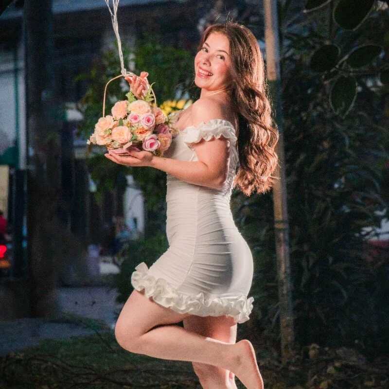 Emmasweet_Val — FansOnlyX creator profile