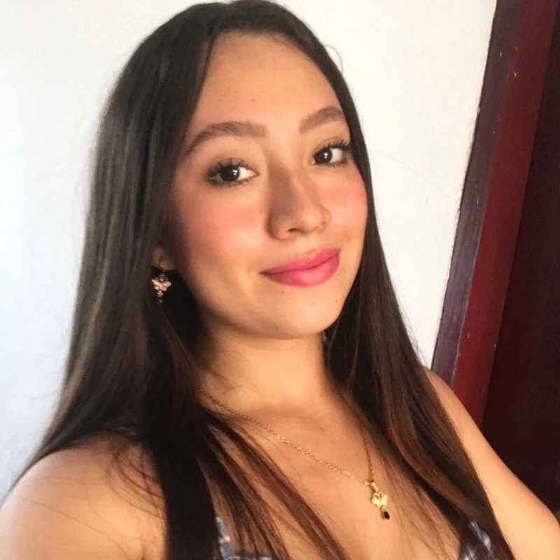bella_rouss26 — FansOnlyX creator profile