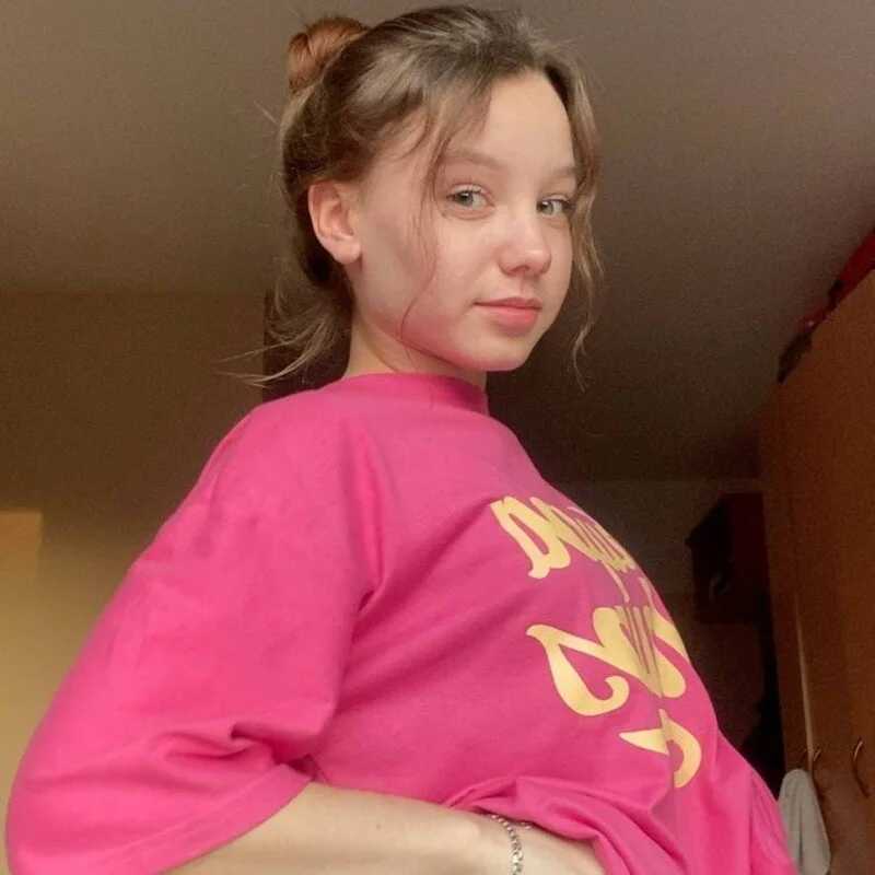 lolytaberryy — FansOnlyX creator profile
