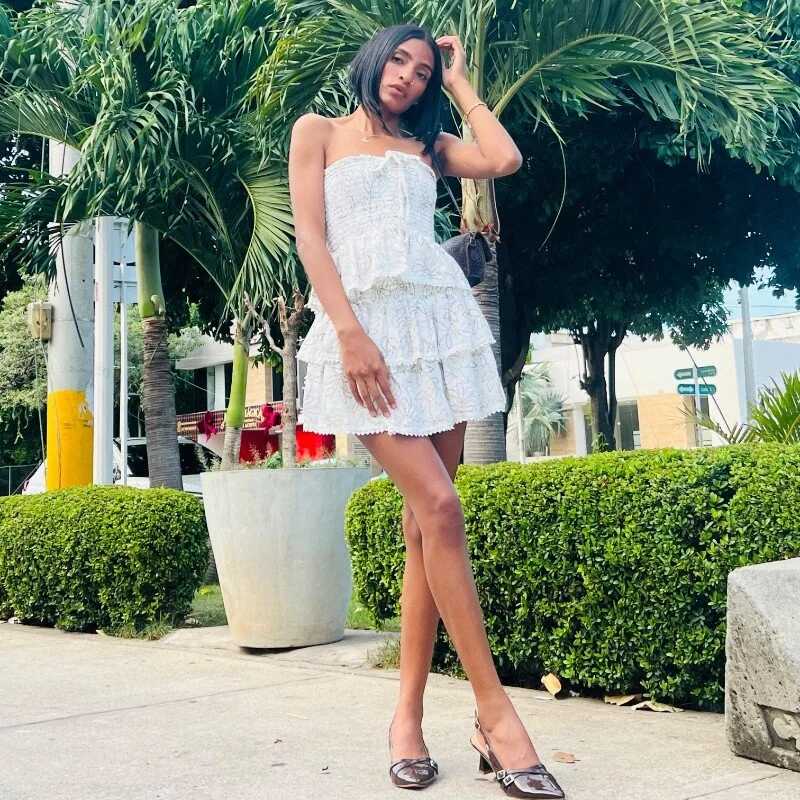 Aliana_Rouse — FansOnlyX creator profile
