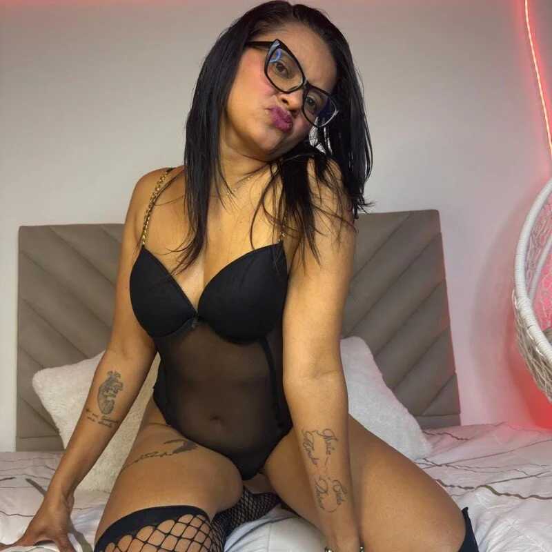Selenebrown — FansOnlyX creator profile