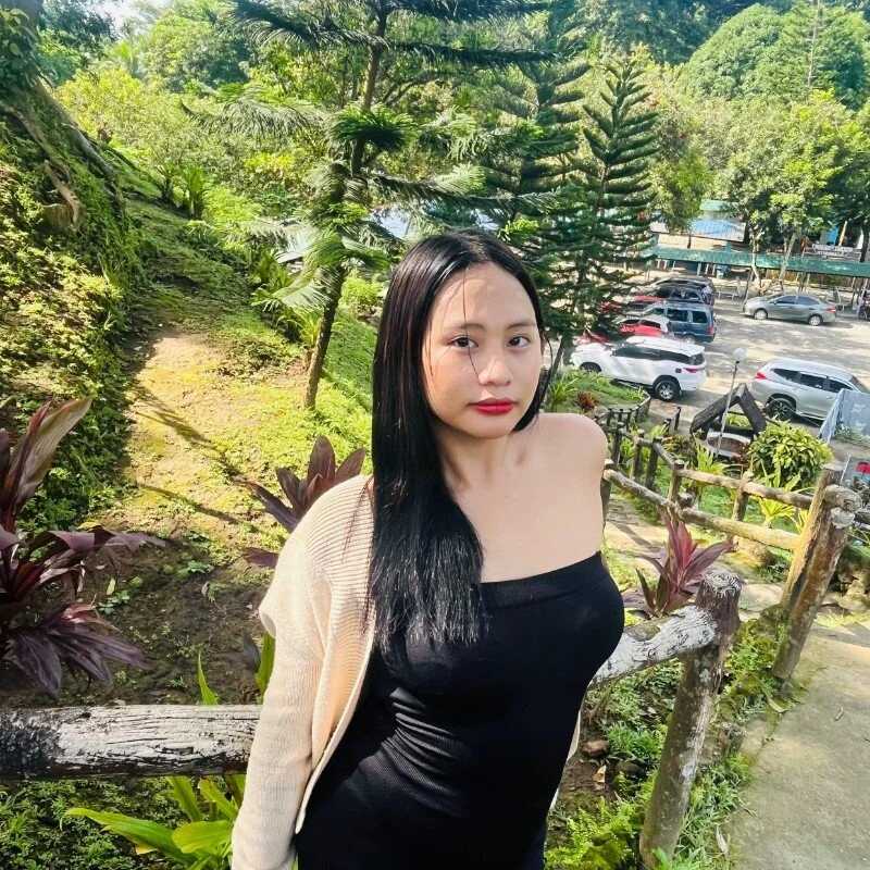 MartinaMoore — FansOnlyX creator profile