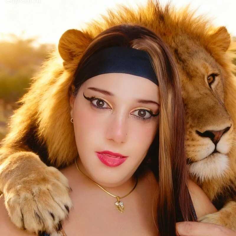 Strongshemail — FansOnlyX creator profile