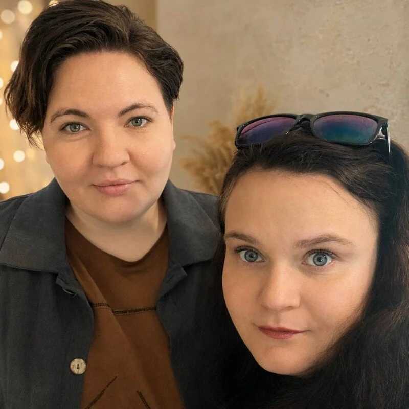 EmmaXKristall — FansOnlyX creator profile