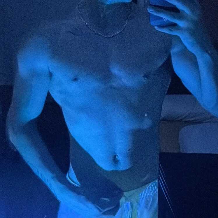 tupapiifemboy — FansOnlyX creator profile
