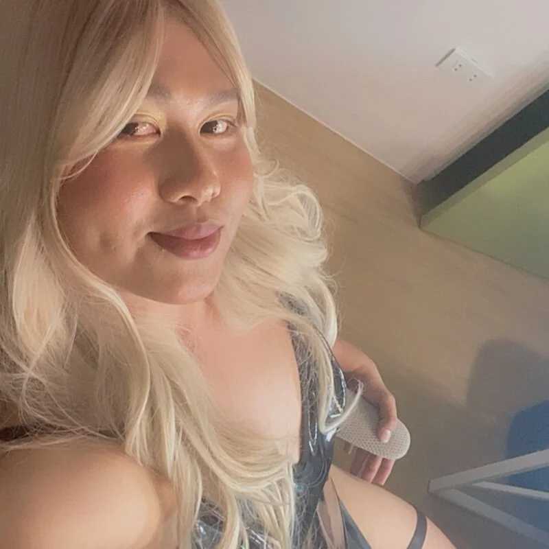 ladybig18 — FansOnlyX creator profile