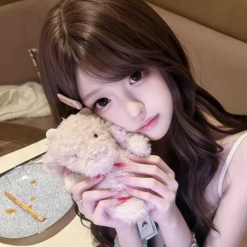 QiQiQi_ — FansOnlyX creator profile