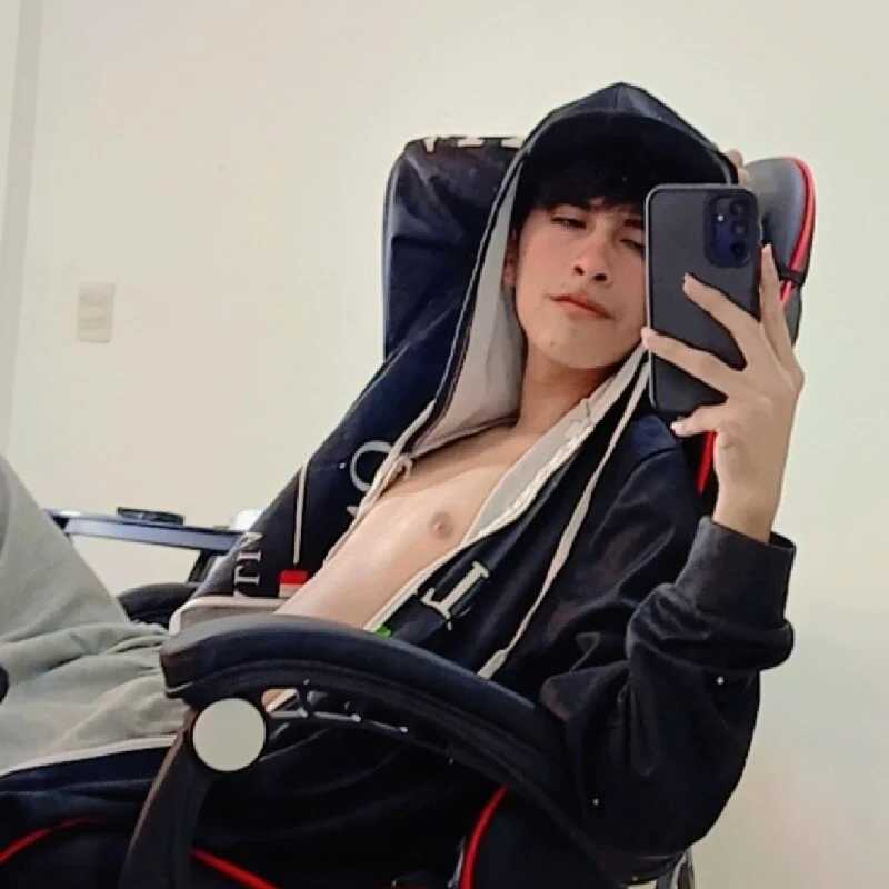 JulianGalan — FansOnlyX creator profile