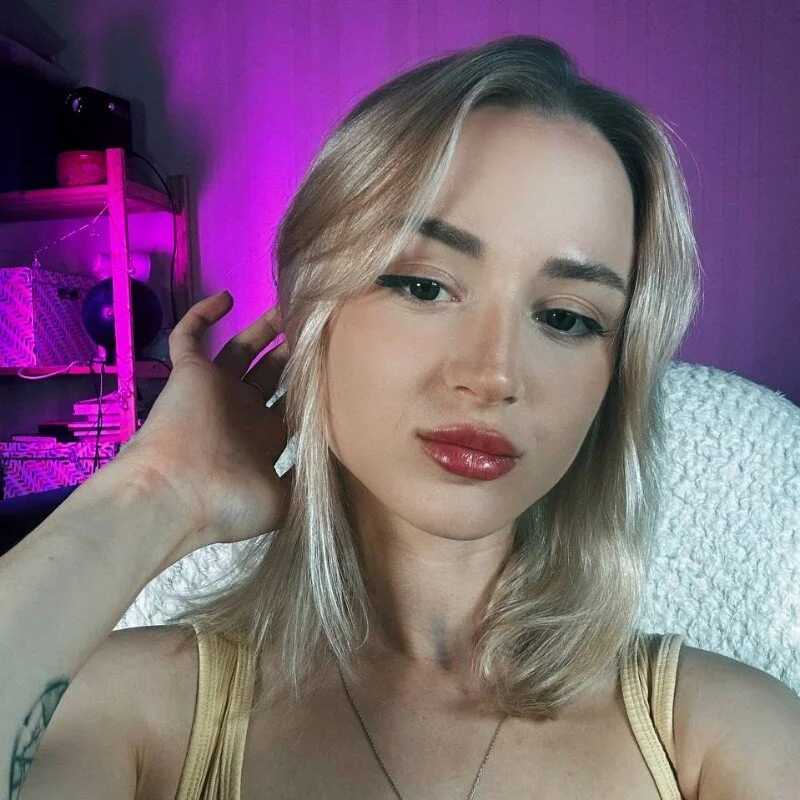lovely_ki — FansOnlyX creator profile