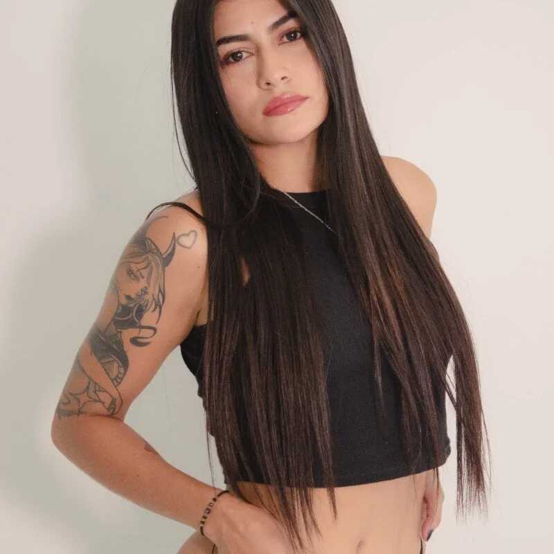 emilie_xx_ — FansOnlyX creator profile