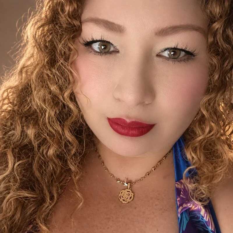 Big_Beth_Wish — FansOnlyX creator profile