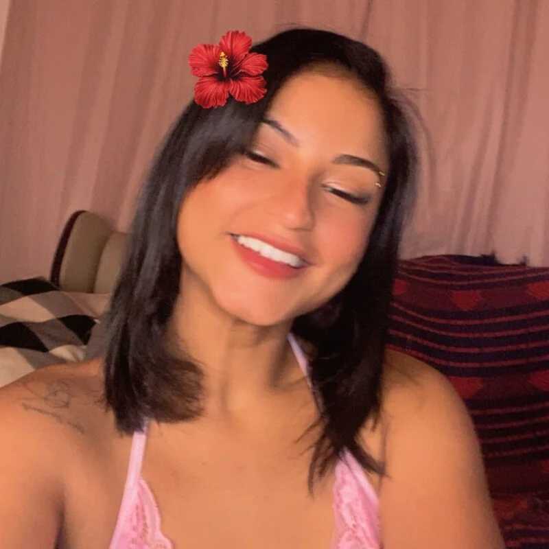 Aylasafadinha — FansOnlyX creator profile