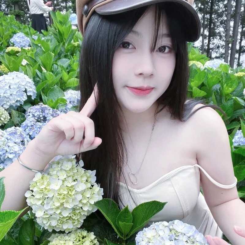 beyeu123_ — FansOnlyX creator profile