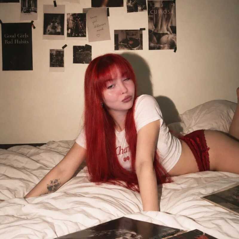 Hyuna_Flowers — FansOnlyX creator profile
