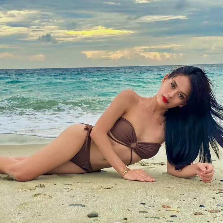 BiancaWILDcock — FansOnlyX creator profile