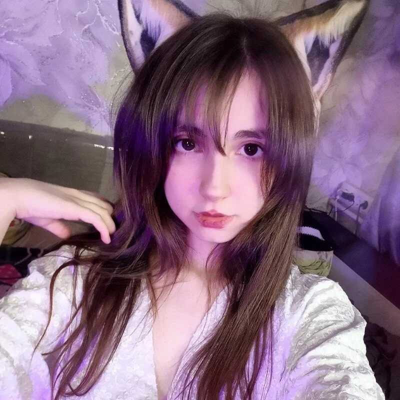 SAVYLOLY — FansOnlyX creator profile
