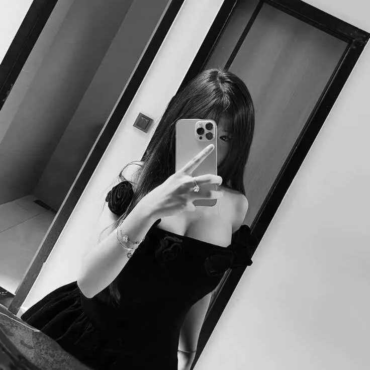 Malis_ss — FansOnlyX creator profile