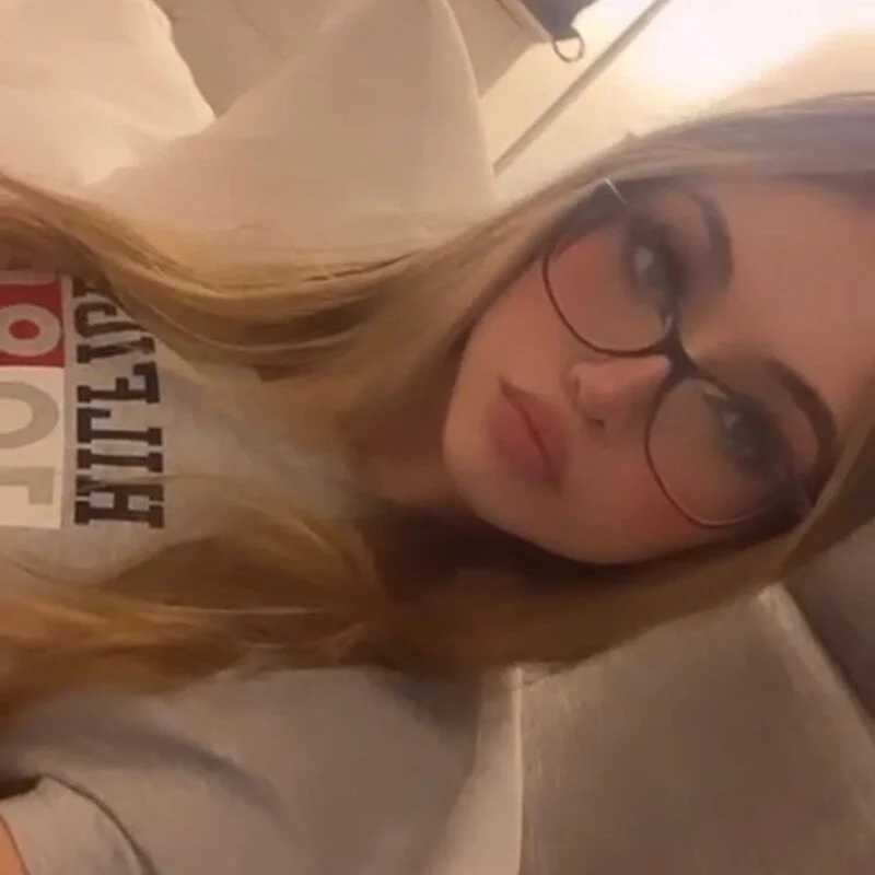 OliviaLuuxe — FansOnlyX creator profile