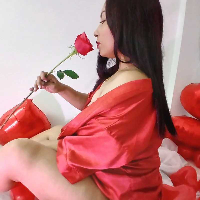 Lauralove_69 — FansOnlyX creator profile
